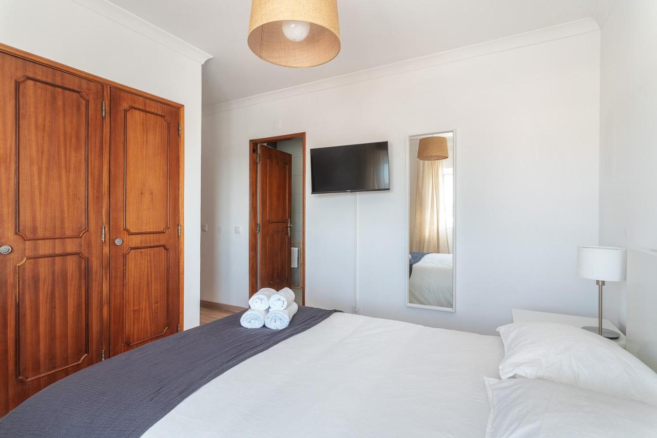 Hostwise - Spacious & Sunny Flat - Loulé Eksteriør billede